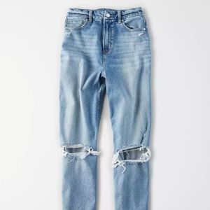 American Eagle Curvy Mom Jeans distressed size 0